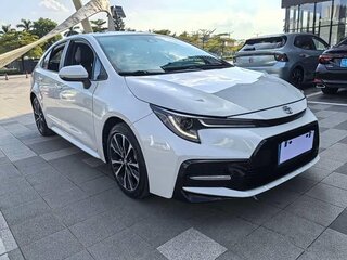 2022 Toyota Levin XII (E210) Рестайлинг, белый, 1325000 рублей, вид 3