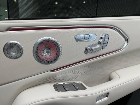 2026 Zeekr 8X 55 kWh, чёрный, 10400000 рублей - вид 19