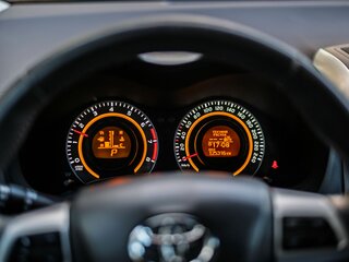 2011 Toyota Auris I Рестайлинг, серебристый, 955000 рублей, вид 5