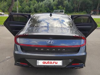 2021 Hyundai Sonata VIII (DN8), серый, 2460000 рублей, вид 4