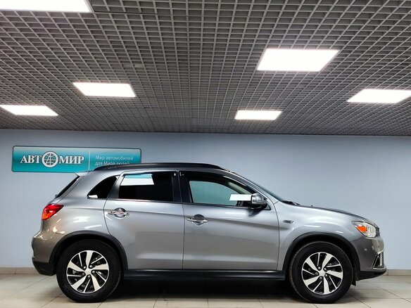2018 Mitsubishi ASX I Рестайлинг 2, серый, 1651700 рублей - вид 3
