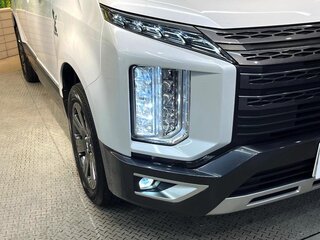 2022 Mitsubishi Delica D:5 I Рестайлинг, белый, 2889203 рублей, вид 4
