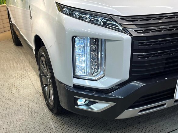 2022 Mitsubishi Delica D:5 I Рестайлинг, белый, 2889203 рублей - вид 3