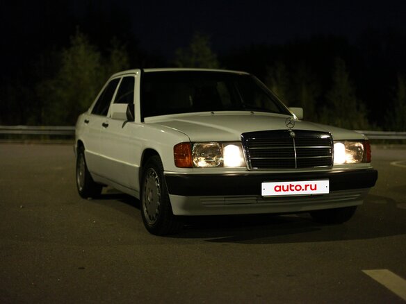 1992 Mercedes-Benz 190 (W201), белый, 850000 рублей - вид 8