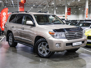 2012 Toyota Land Cruiser 200 Series Рестайлинг 1, золотистый, 3399000 рублей, вид 4
