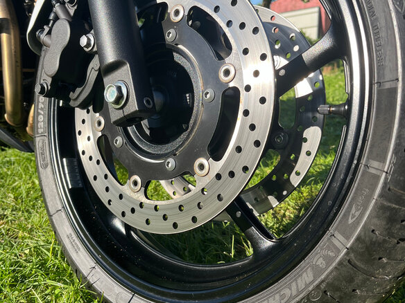 2011 Yamaha XJ6 (FZ6R), белый, 585000 рублей - вид 13