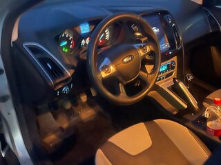 2013 Ford Focus III, серебристый, 630000 рублей, вид 5