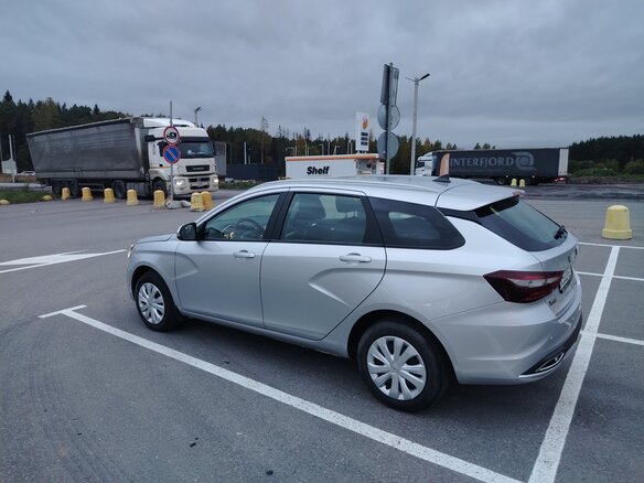 2024 Lada (ВАЗ) Vesta SW I Рестайлинг (NG), серебристый, 1300000 рублей - вид 9