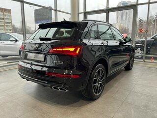 Audi Q5 L 45 TFSI II (FY) Рестайлинг