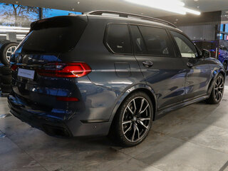 2021 BMW X7 40d I (G07), синий, 10297000 рублей, вид 2
