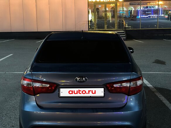 2014 Kia Rio 6-speed III, голубой, 517000 рублей - вид 4