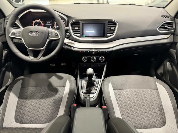 2026 Lada (ВАЗ) Vesta SW I Рестайлинг (NG), серый - вид 8