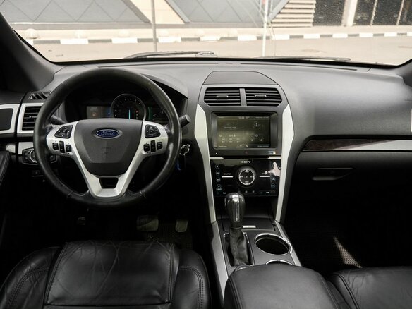 2013 Ford Explorer V, белый - вид 7