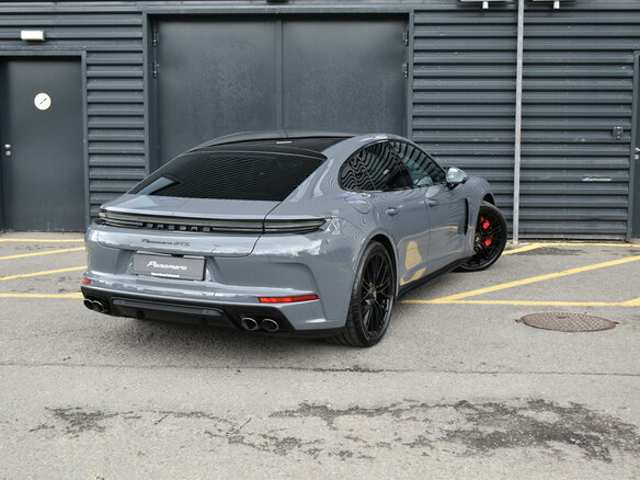 2026 Porsche Panamera GTS III, серый - вид 5