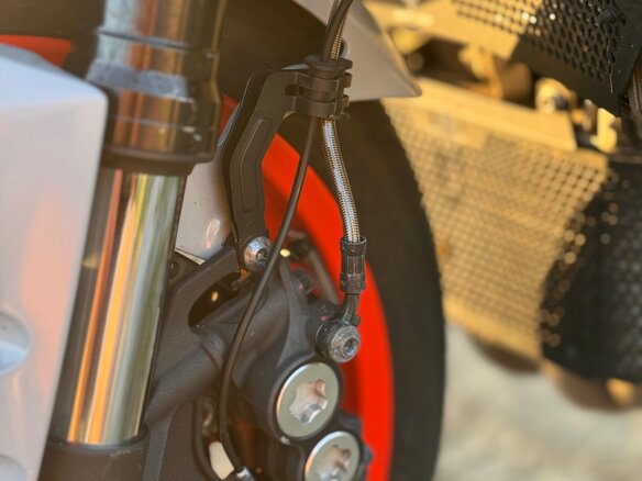 2020 Yamaha MT-10, серебристый, 1048344 рублей - вид 19