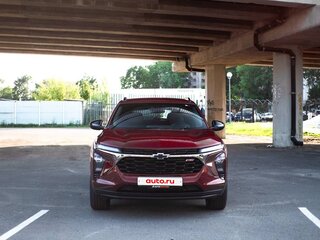 2024 Chevrolet Trax II, красный, 1750000 рублей, вид 1