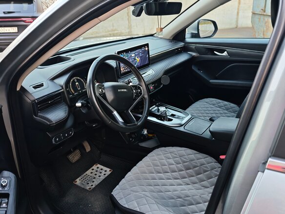 2022 Haval Jolion I, серый, 1800000 рублей - вид 7