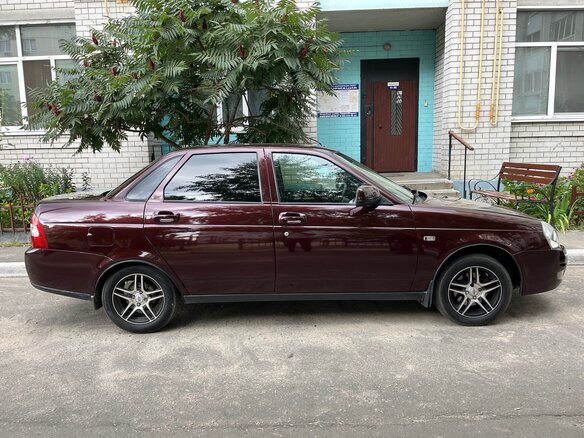 2012 Lada (ВАЗ) Priora I, пурпурный, 385000 рублей - вид 4