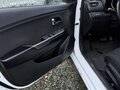 2016 Kia Rio III Рестайлинг, белый, 1150000 рублей - вид 9