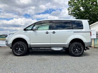 2018 Mitsubishi Delica D:5 I, белый, 2111000 рублей, вид 4