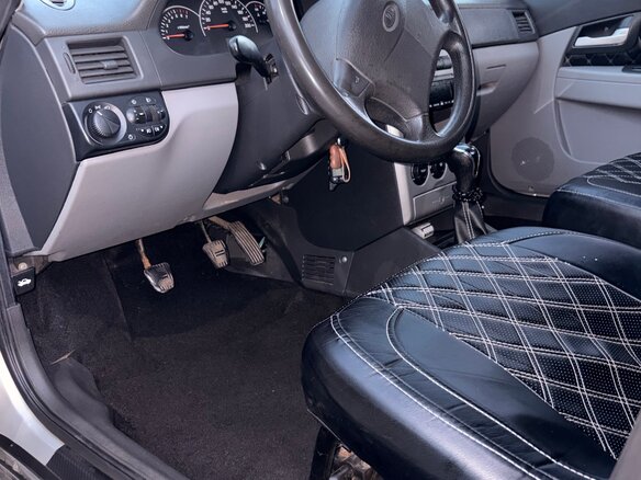 2011 Lada (ВАЗ) Priora I, серый, 250000 рублей - вид 12