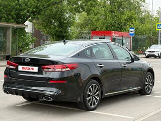 2019 Kia Optima IV Рестайлинг, чёрный, 2200000 рублей, вид 4