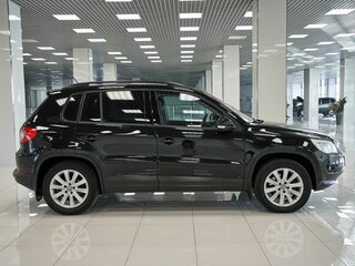 2009 Volkswagen Tiguan I, чёрный, 910000 рублей, вид 5