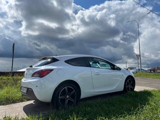 2012 Opel Astra GTC J Рестайлинг, белый, 550000 рублей, вид 5