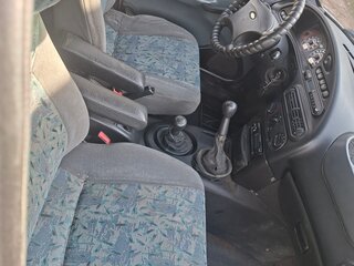 2004 Chevrolet Niva I, серебристый, 205000 рублей, вид 4