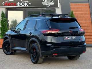 2024 Nissan Rogue III Рестайлинг, чёрный, 2390000 рублей, вид 5