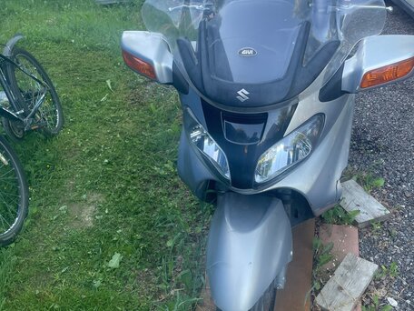 2002 Suzuki Burgman (SkyWave) 650, серебристый, 349999 рублей, вид 1