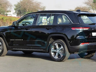 2025 Jeep Grand Cherokee V (WL), чёрный, 9700206 рублей, вид 5
