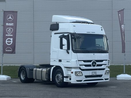 2017 Mercedes-Benz Actros, белый, 2800000 рублей, вид 1