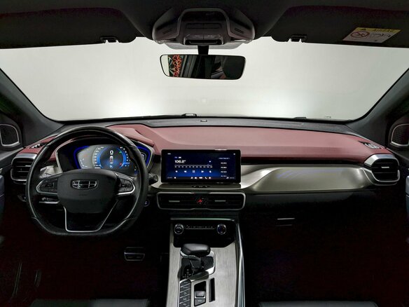 2024 Geely Coolray I, серый, 1890000 рублей - вид 24