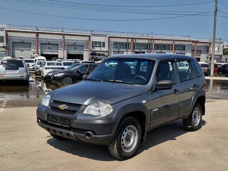 2016 Chevrolet Niva I Рестайлинг, серый, 429000 рублей, вид 1
