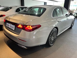 2024 Mercedes-Benz E-Класс 450 VI (W214, S214), серый, 12500000 рублей, вид 4