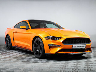 2019 Ford Mustang VI Рестайлинг, оранжевый, 3350000 рублей, вид 3