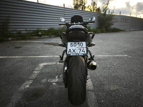 2014 Yamaha FZ1, чёрный, 720000 рублей - вид 9