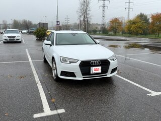 2017 Audi A4 V (B9), белый, 1700000 рублей, вид 3