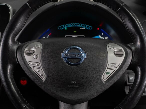 2016 Nissan Leaf (EM57) I (ZE0/AZE0), чёрный, 1270000 рублей - вид 11