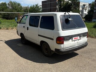 1994 Toyota Town Ace II Рестайлинг 3, белый, 360000 рублей, вид 4
