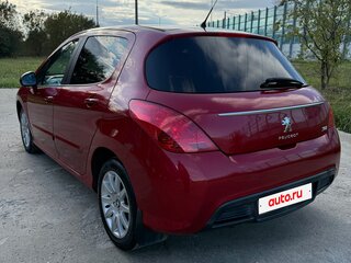 2011 Peugeot 308 I Рестайлинг, красный, 590000 рублей, вид 4