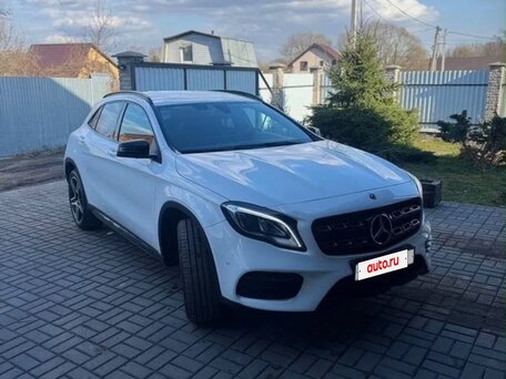 2018 Mercedes-Benz GLA 250 I (X156) Рестайлинг, белый, 2699000 рублей, вид 1