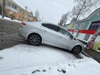 2010 Toyota Avensis III, серый, 1050000 рублей, вид 2