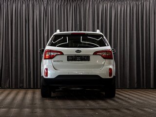 2018 Kia Sorento II Рестайлинг, белый, 2195000 рублей, вид 5