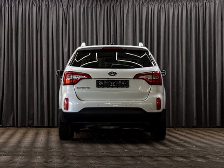 2018 Kia Sorento II Рестайлинг, белый, 2195000 рублей, вид 5