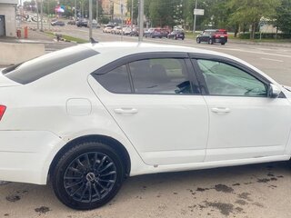 2018 Skoda Octavia III (A7) Рестайлинг, белый, 850000 рублей, вид 4