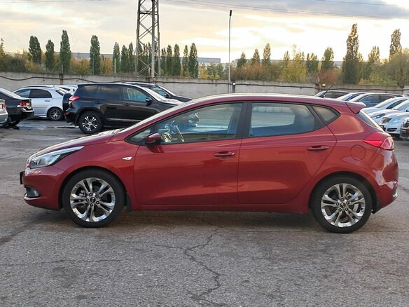 2012 Kia Ceed II, красный, 1120000 рублей - вид 7