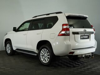2016 Toyota Land Cruiser Prado 6-speed 150 Series Рестайлинг 1, белый, 3949000 рублей, вид 2