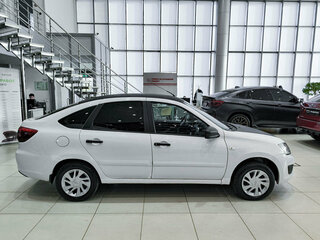 2017 Lada (ВАЗ) Granta I, белый, 430000 рублей, вид 4